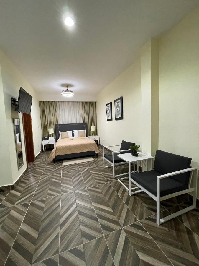 Hotel Monarca Higüey Buitenkant foto