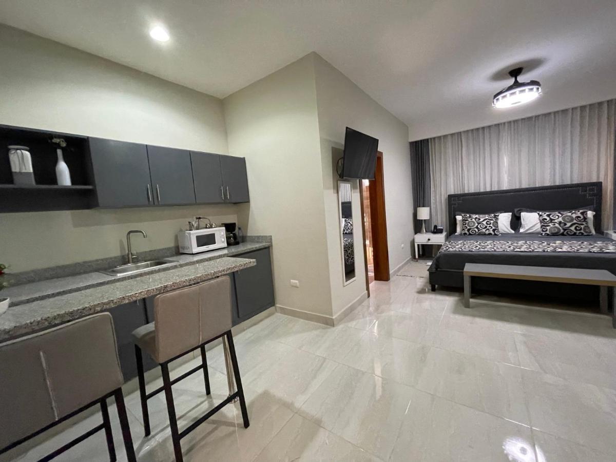 Hotel Monarca Higüey Buitenkant foto