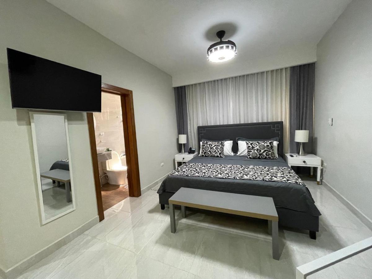 Hotel Monarca Higüey Buitenkant foto