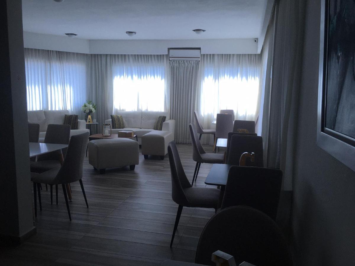 Hotel Monarca Higüey Buitenkant foto