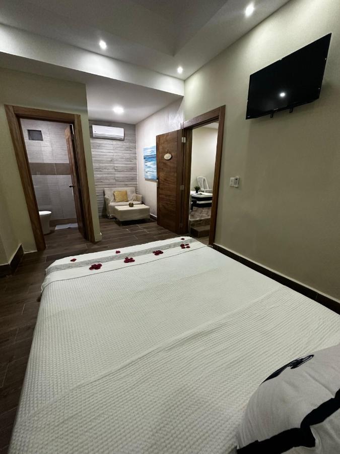 Hotel Monarca Higüey Buitenkant foto